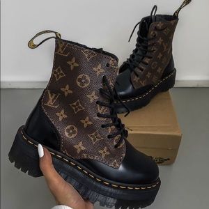 Meet your Posher, Rawcustom